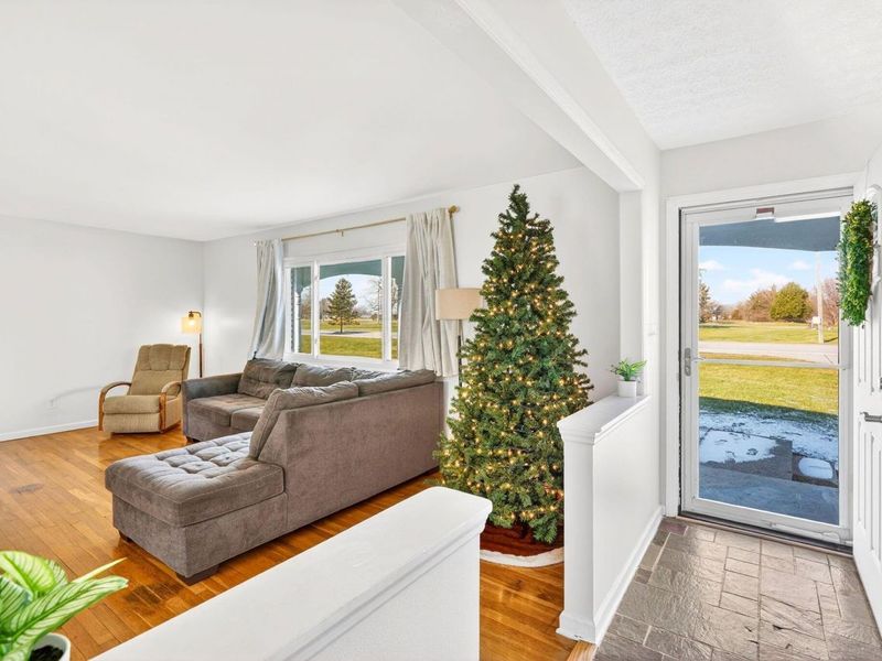 4950 Norton Road, Grove City, OH 43123 Photo 5