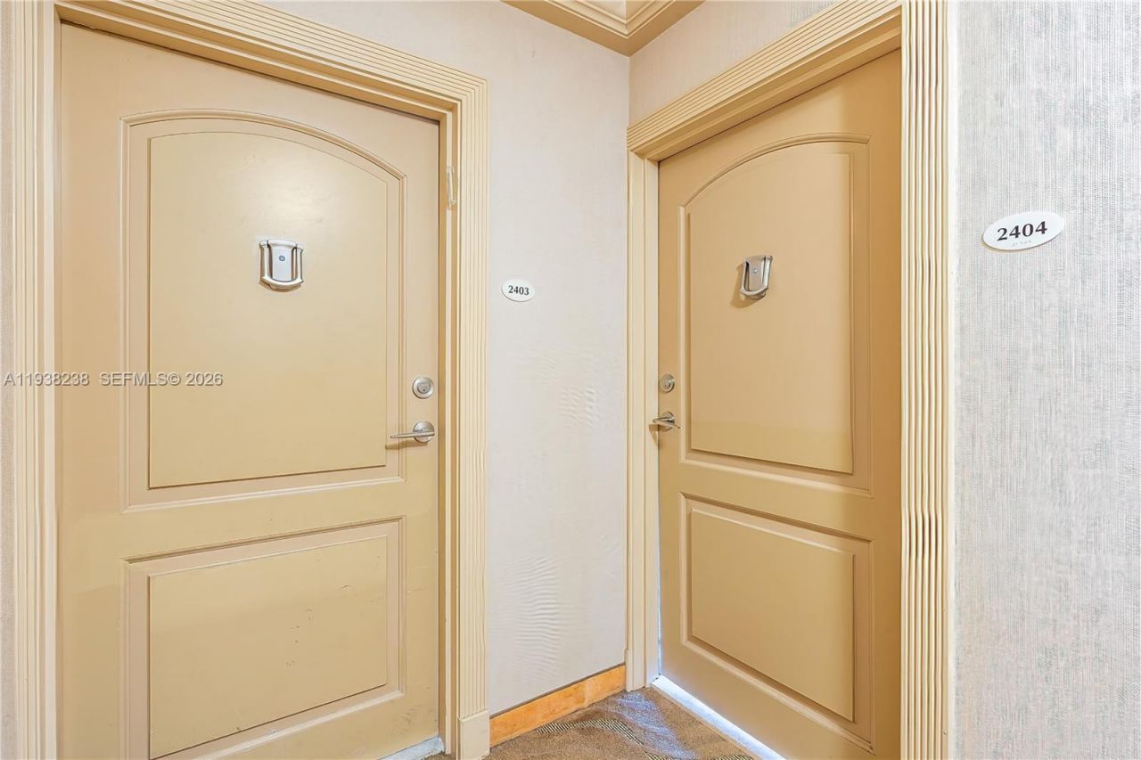 3675 N Country Club Dr, Unit 2404, Aventura, FL 33180 Photo