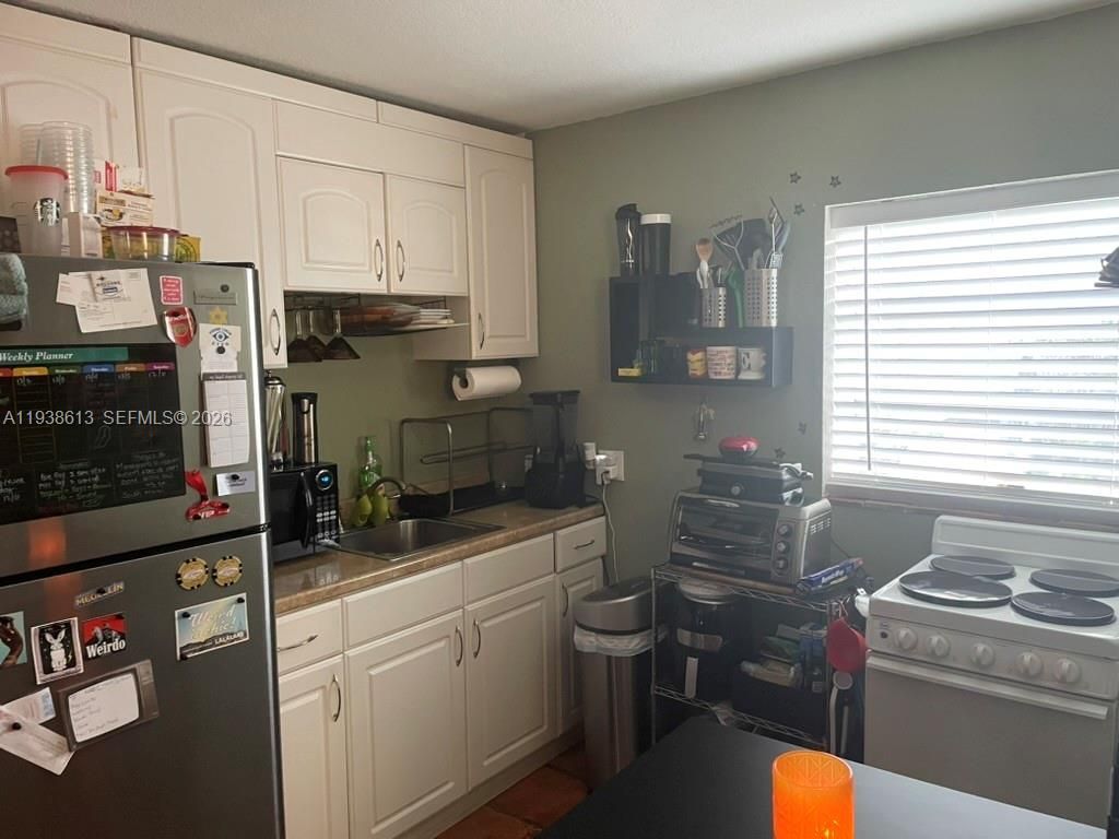 3741 SW 27th Ter , Miami, FL 33134 Photo