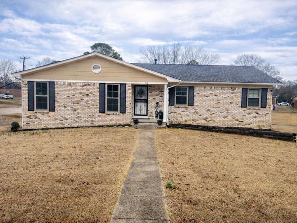 414 N Thomas St., Tupelo, MS 38801