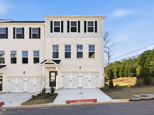 5704 Schelton Place SE, Mableton, GA 30126