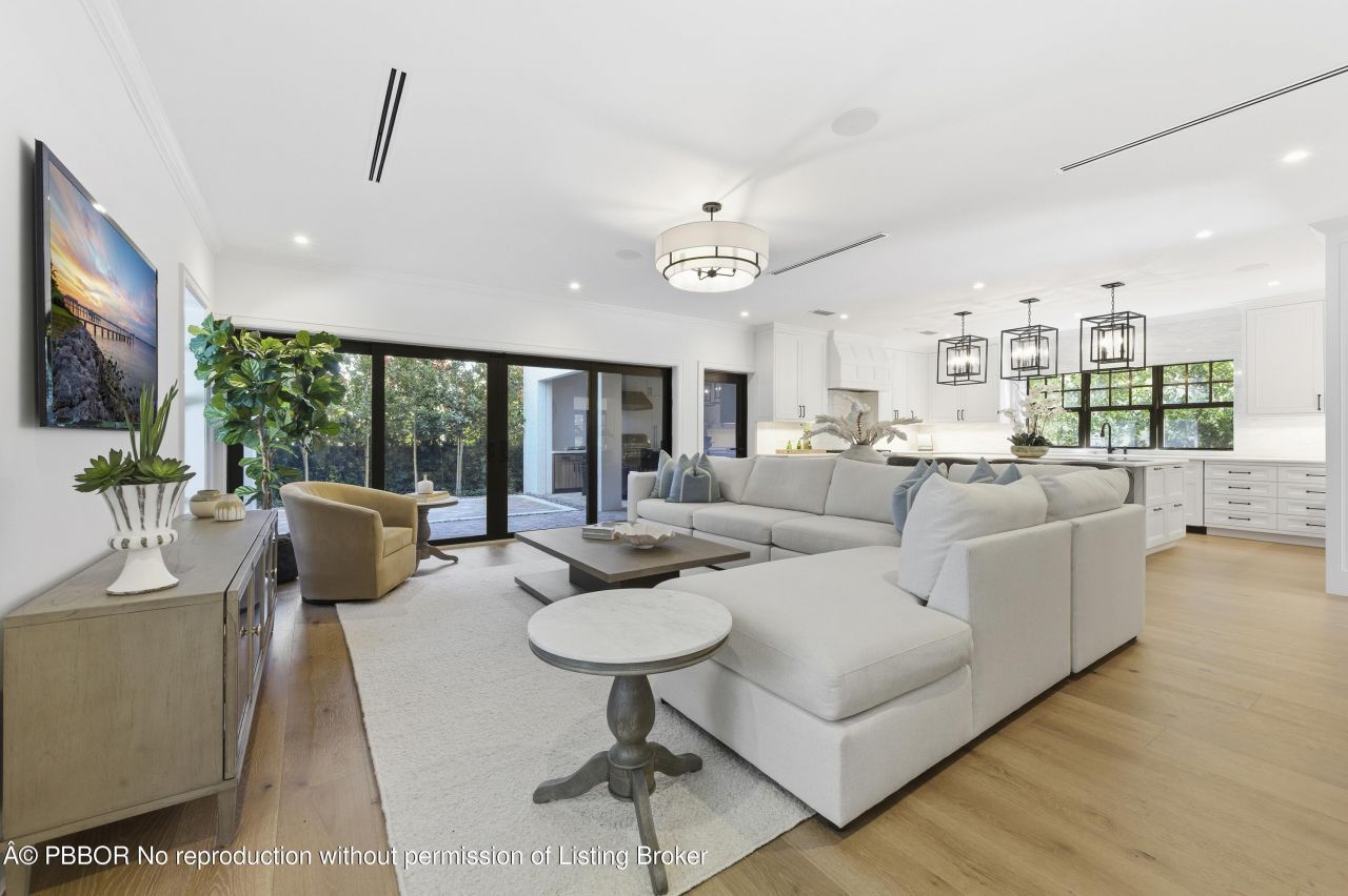 201 Murray Road, West Palm Beach, FL 33405 Photo