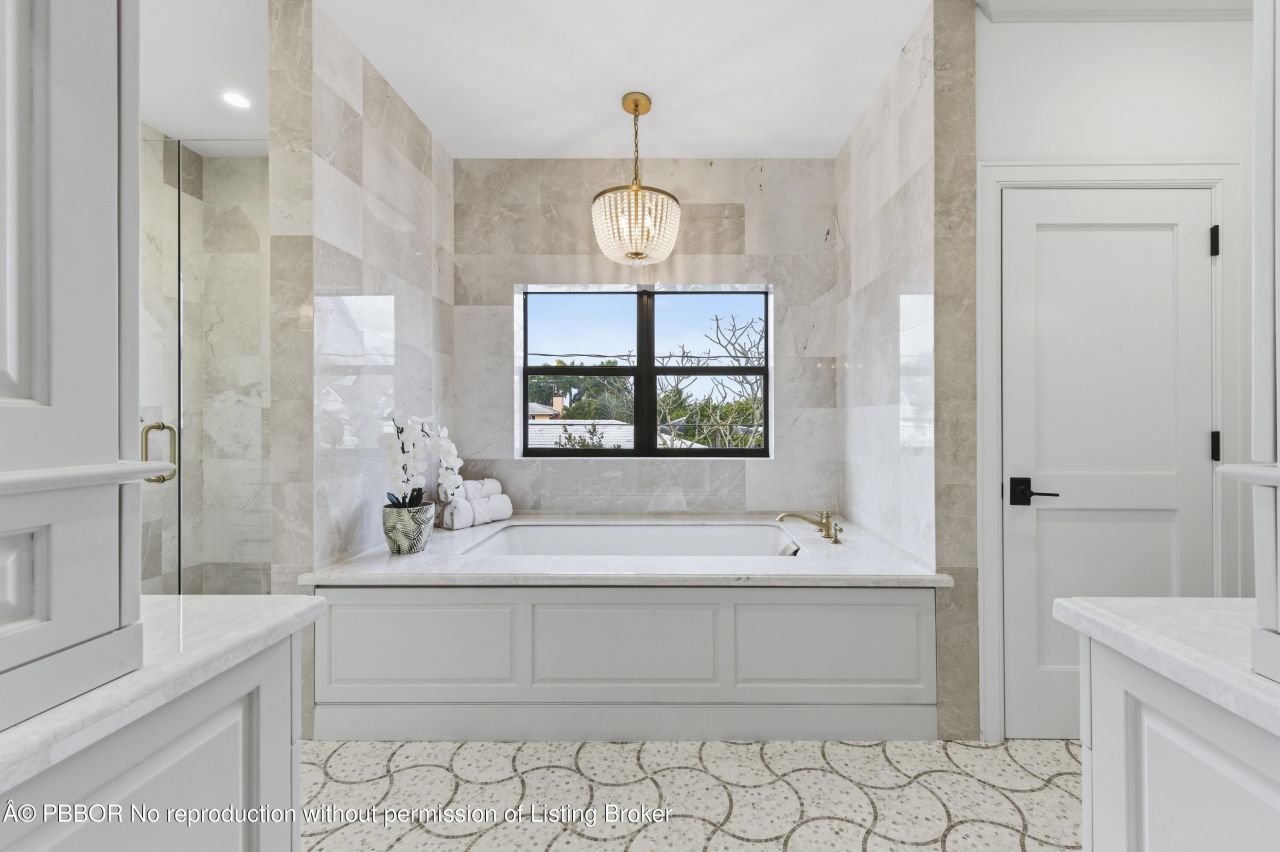 201 Murray Road, West Palm Beach, FL 33405 Photo