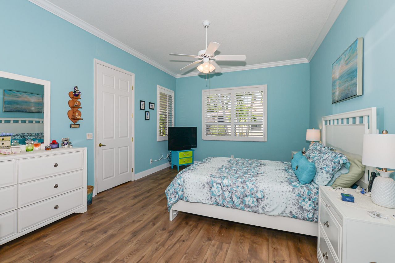 587 NW Lambrusco Drive, Port Saint Lucie, FL 34986 Photo