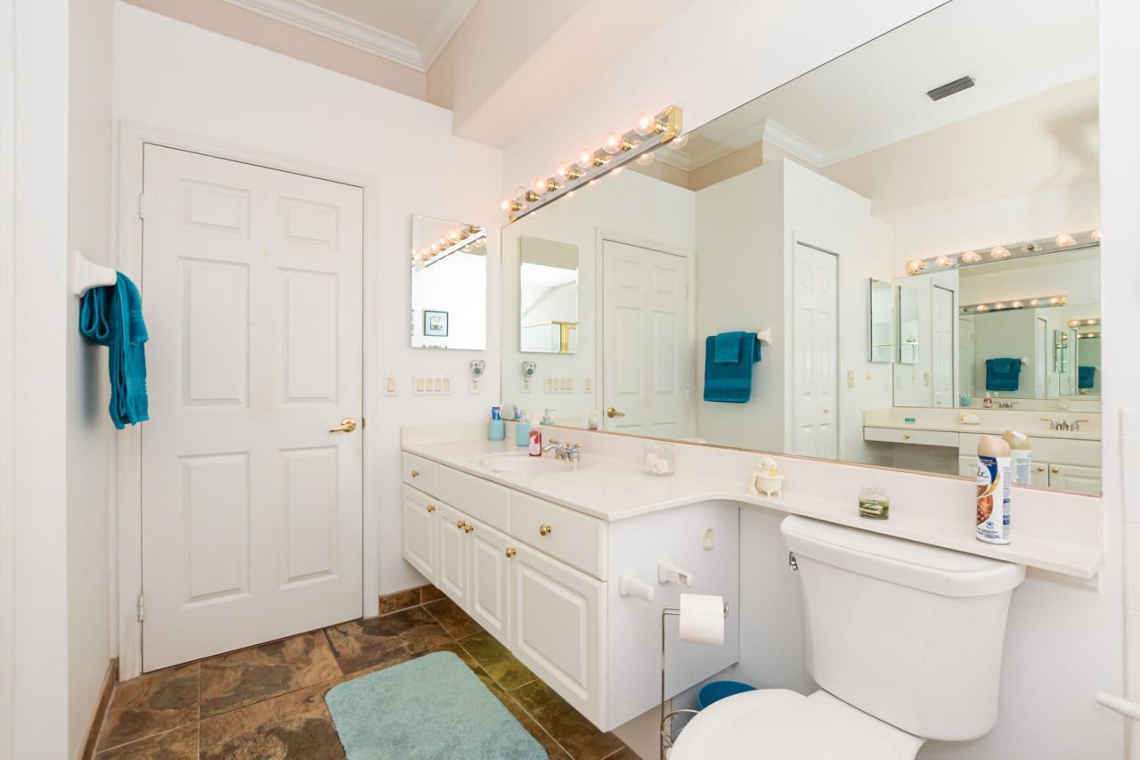 587 NW Lambrusco Drive, Port Saint Lucie, FL 34986 Photo