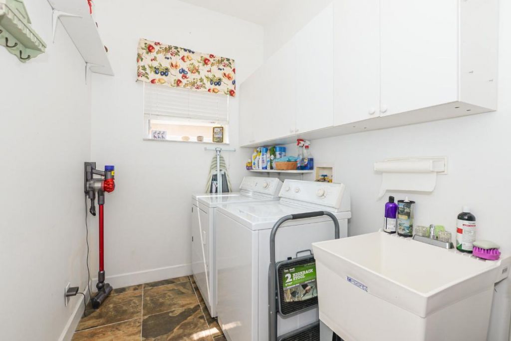 587 NW Lambrusco Drive, Port Saint Lucie, FL 34986 Photo