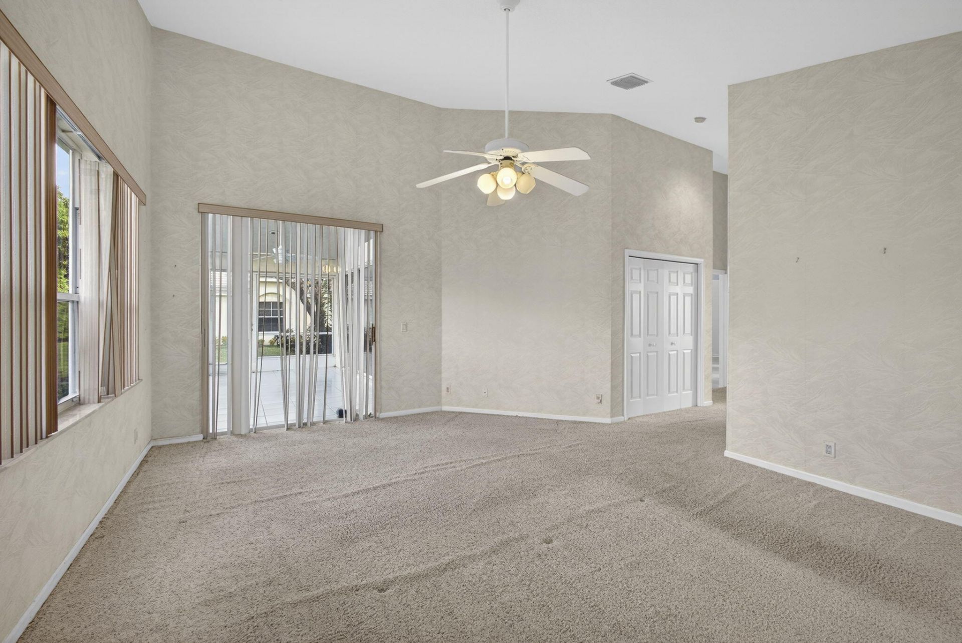 6375 Three Lakes Lane, Boynton Beach, FL 33437 Photo