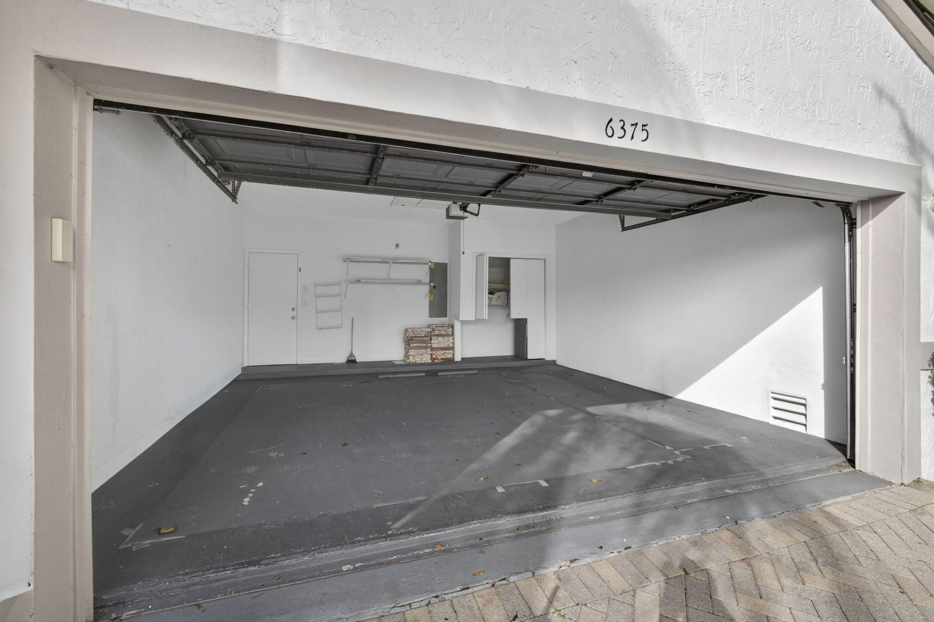 6375 Three Lakes Lane, Boynton Beach, FL 33437 Photo