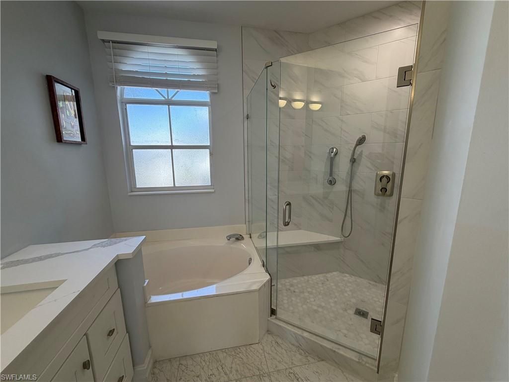 5950 Almaden Dr, Naples, FL 34119 Photo