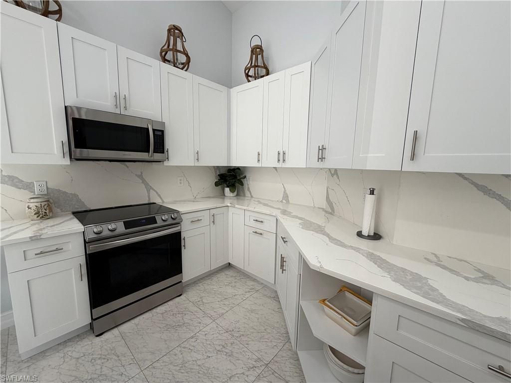5950 Almaden Dr, Naples, FL 34119 Photo