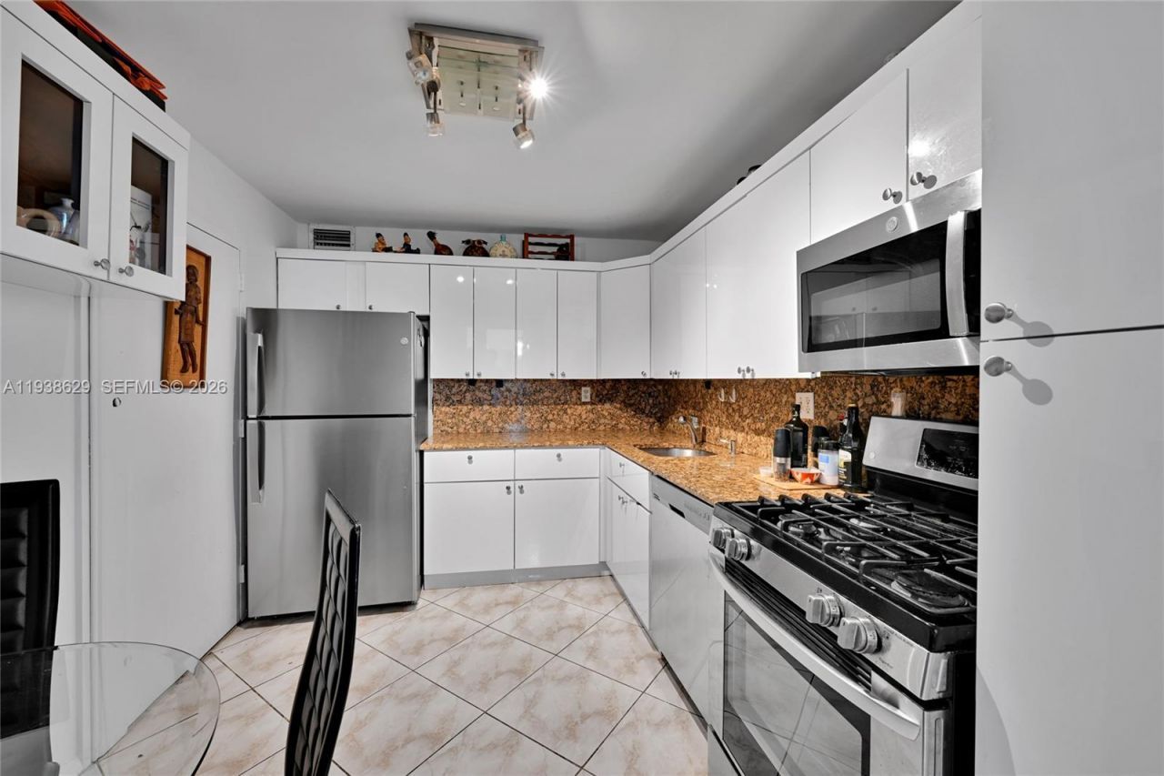 2030 S Ocean Dr , Unit 2018, Hallandale Beach, FL 33009 Photo