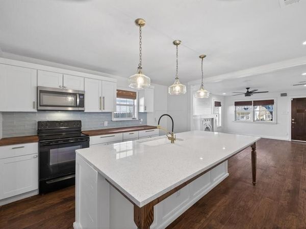 1219 S Waverly Drive, Dallas, TX 75208