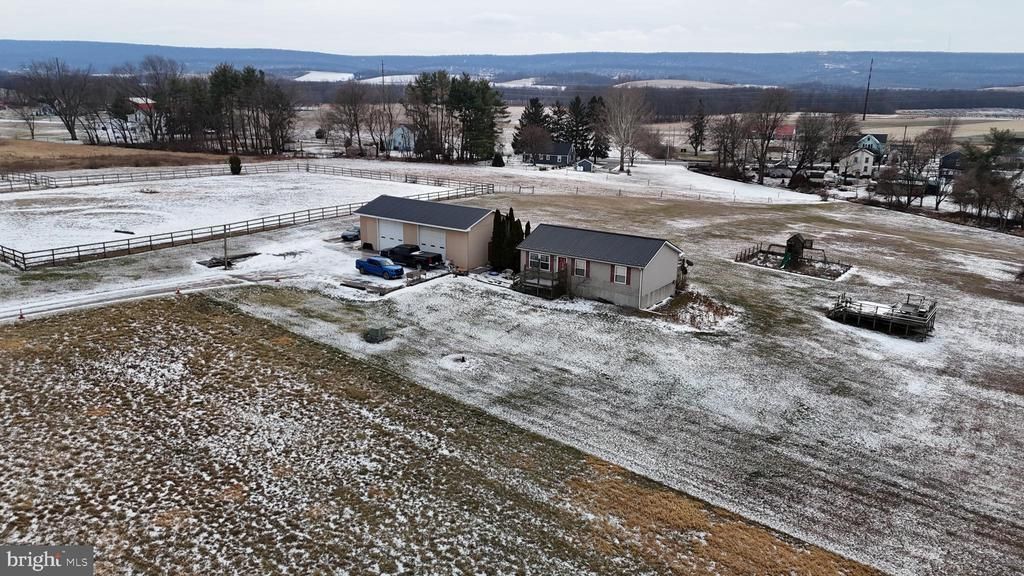219 Styring Lane, Milton, PA 17847 Main Photo