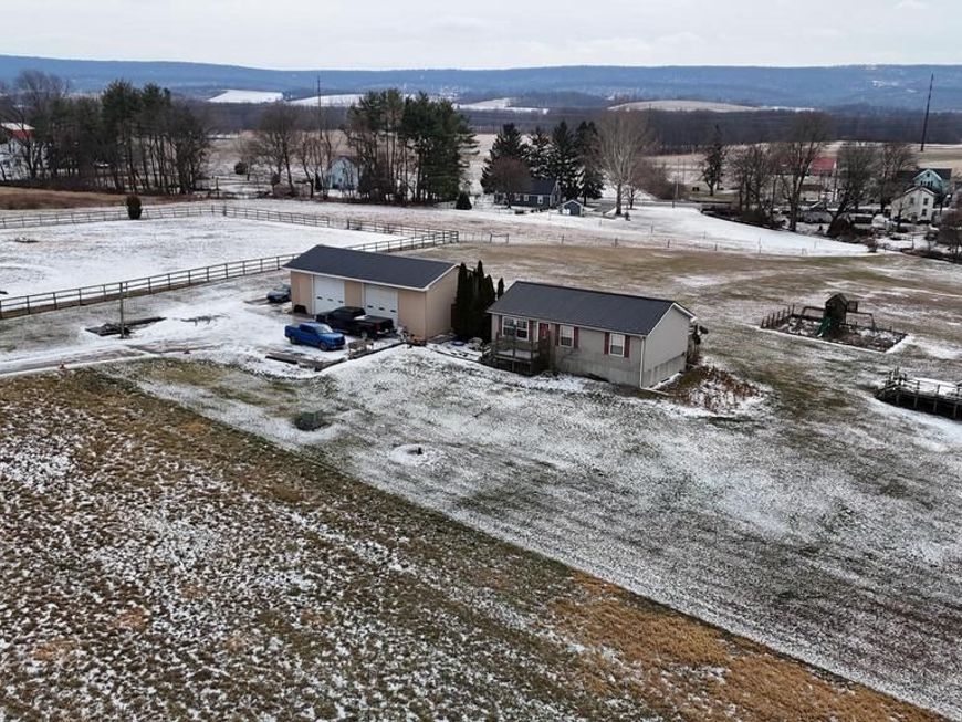 219 Styring Lane, Milton, PA 17847 Main Photo