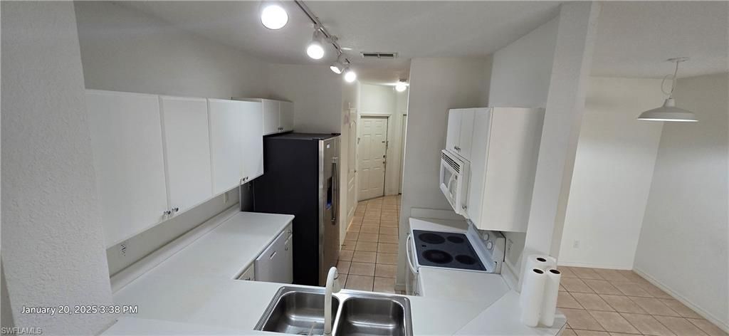 8541 Athena Ct, Lehigh Acres, FL 33971 Photo