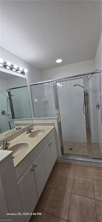 8541 Athena Ct, Lehigh Acres, FL 33971 Photo