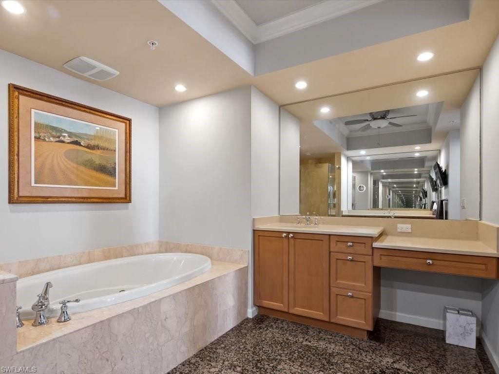 1050 Borghese Ln, Unit 1404, Naples, FL 34114 Photo