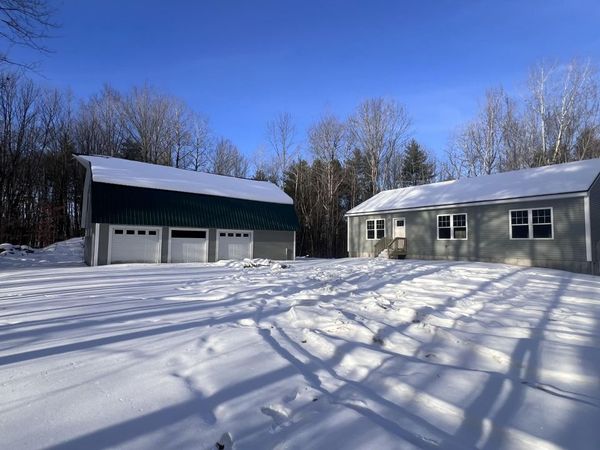 140 Raymond Hill Road, Raymond, ME 04071