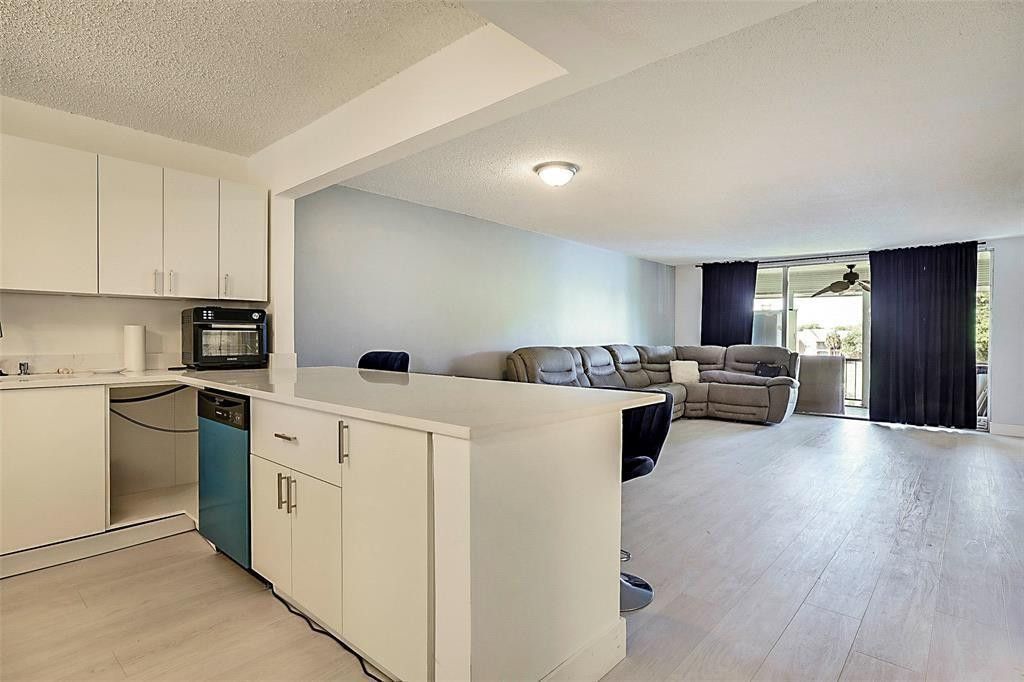 2850 Forest Hills Boulevard, Unit 316, Coral Springs, FL 33065 Photo