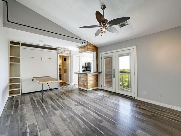 6903 Deatonhill DR, Unit 16, Austin, TX 78745