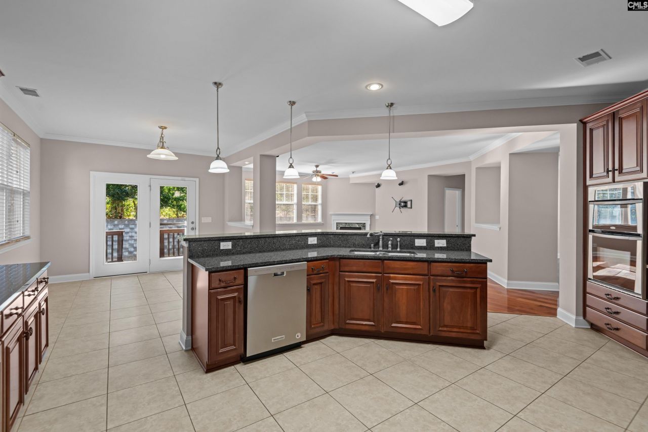 408 Settlers Trail Photo 15