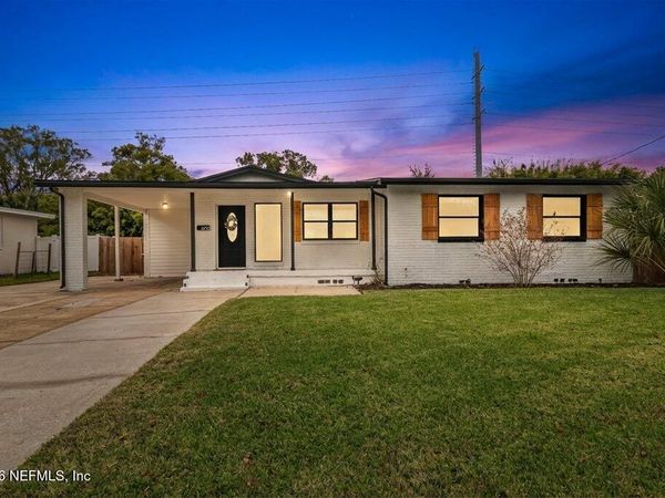 6731 SANS SOUCI Road, Jacksonville, FL 32216