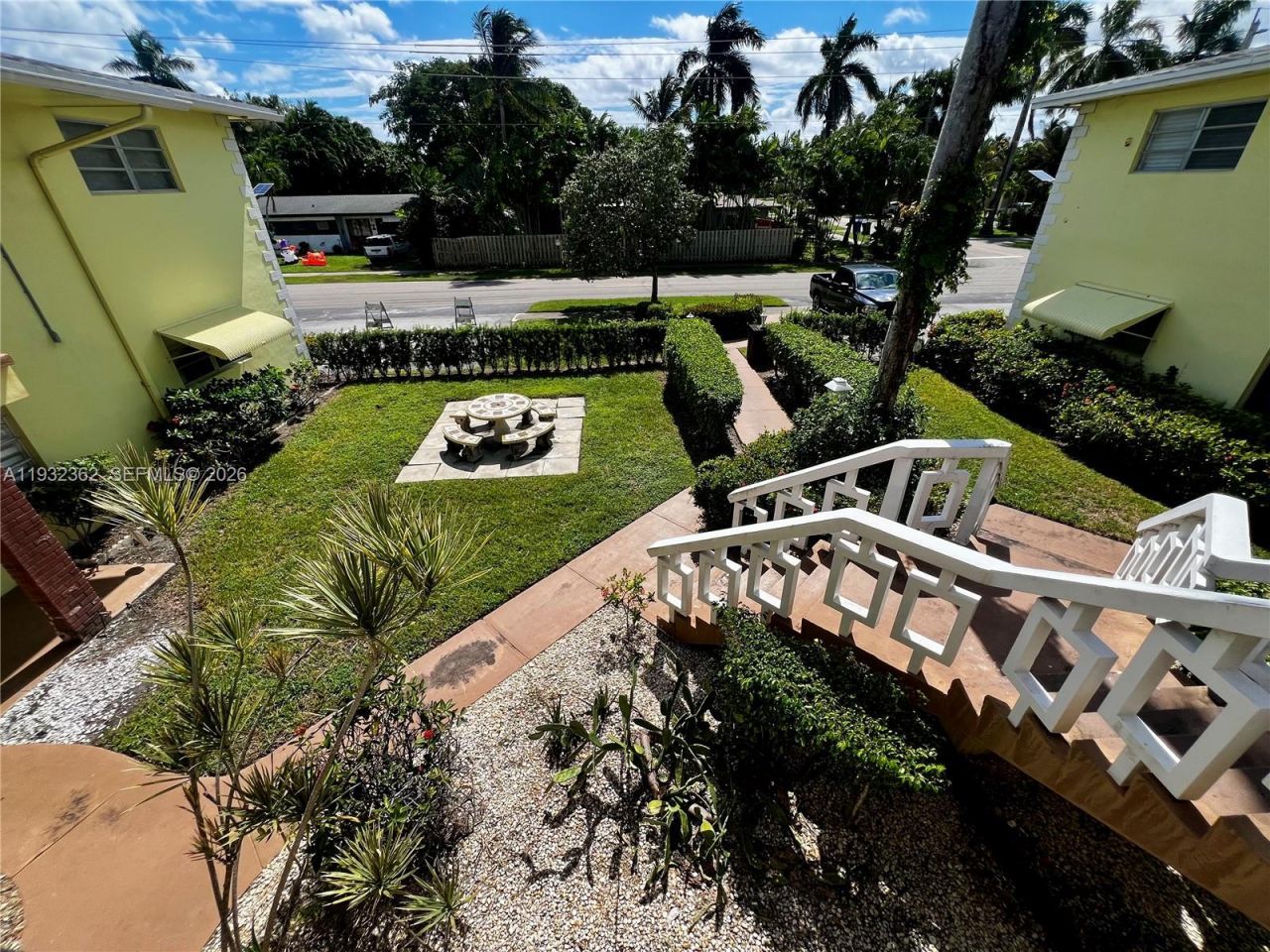 1501 Arthur St , Unit 5, Hollywood, FL 33020 Photo