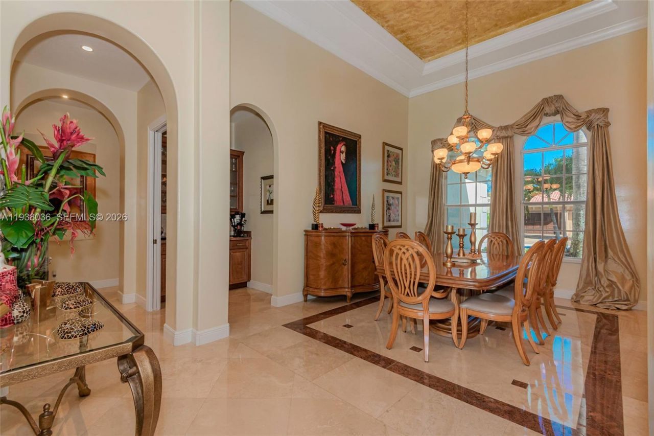 610 W Enclave Cir W, Pembroke Pines, FL 33027 Photo