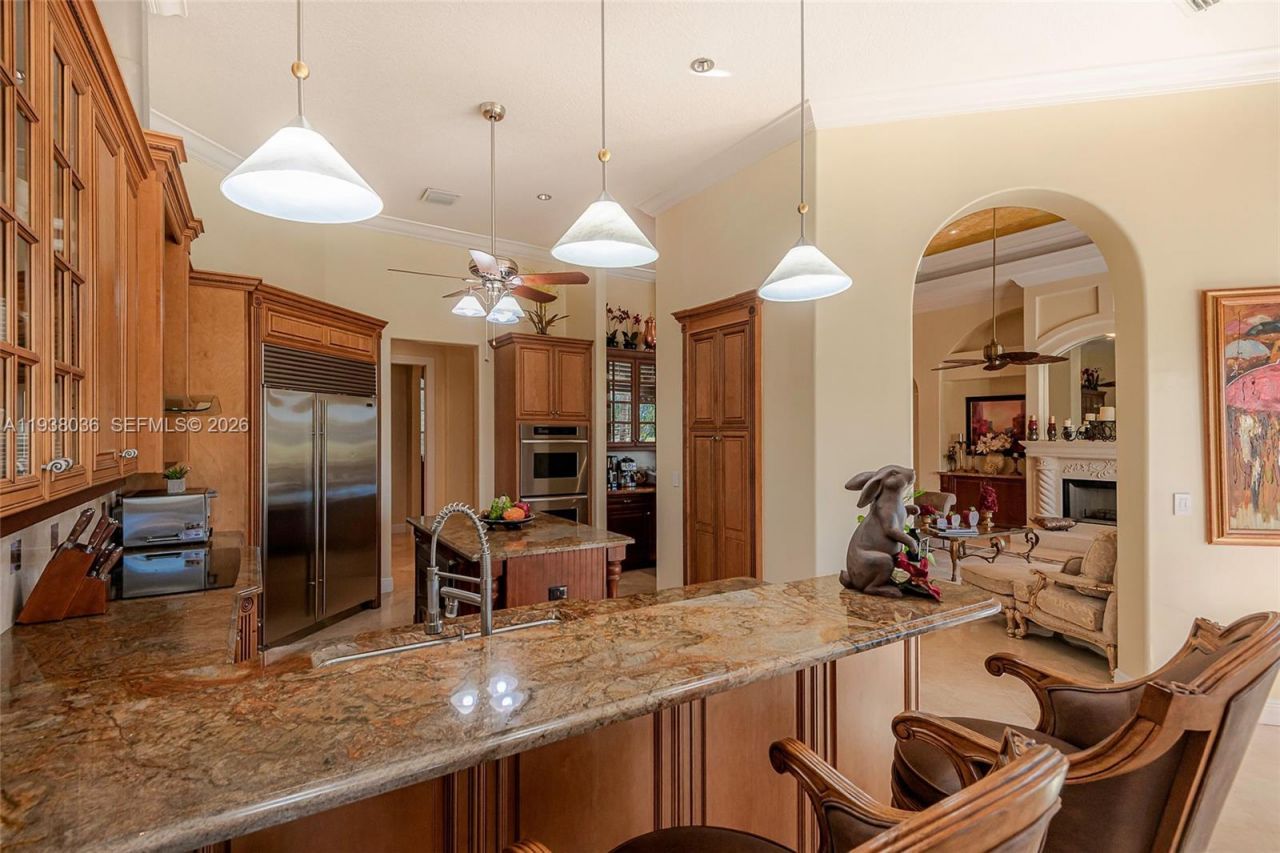 610 W Enclave Cir W, Pembroke Pines, FL 33027 Photo