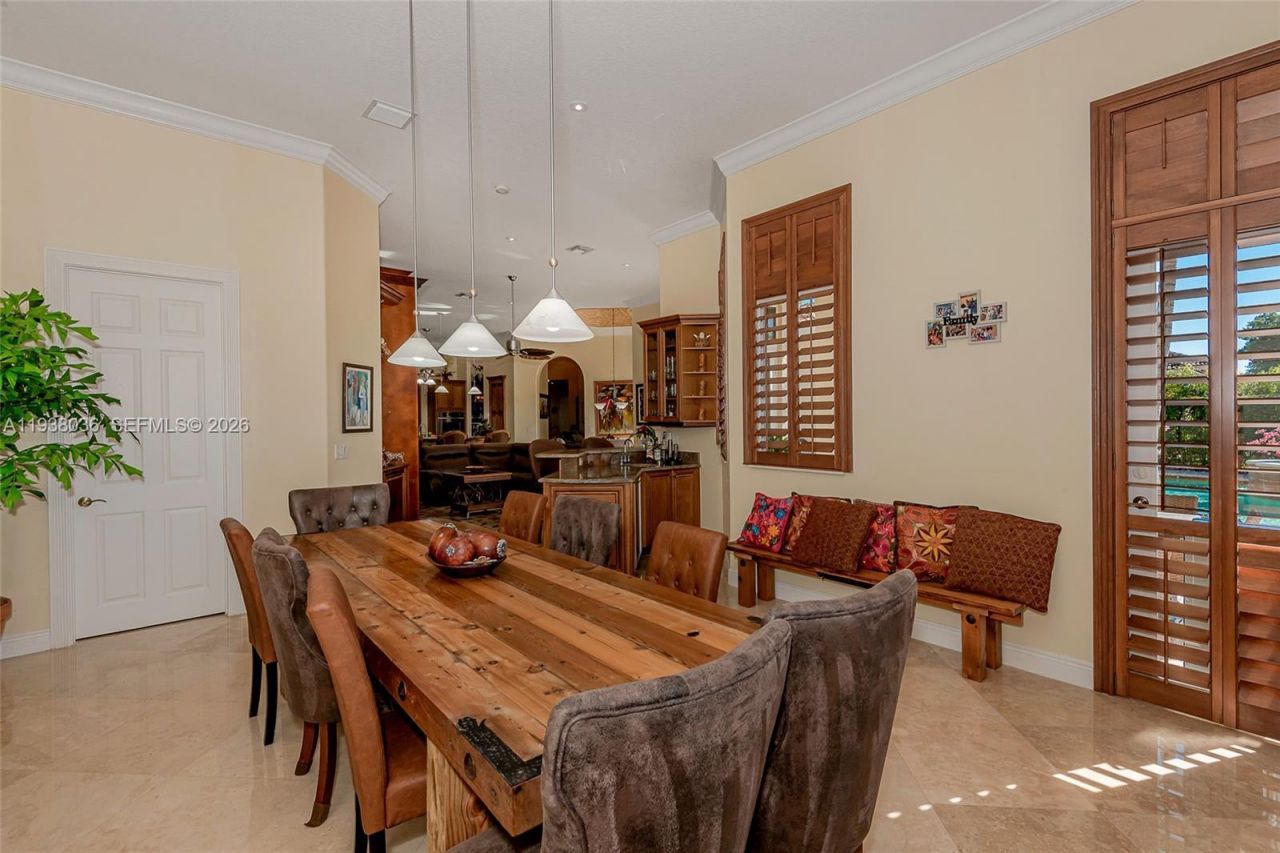 610 W Enclave Cir W, Pembroke Pines, FL 33027 Photo