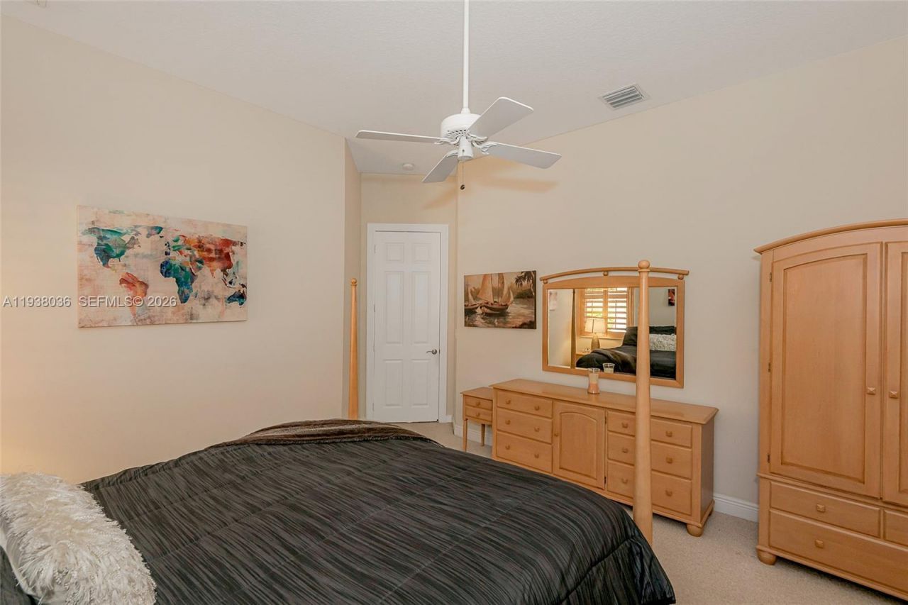 610 W Enclave Cir W, Pembroke Pines, FL 33027 Photo