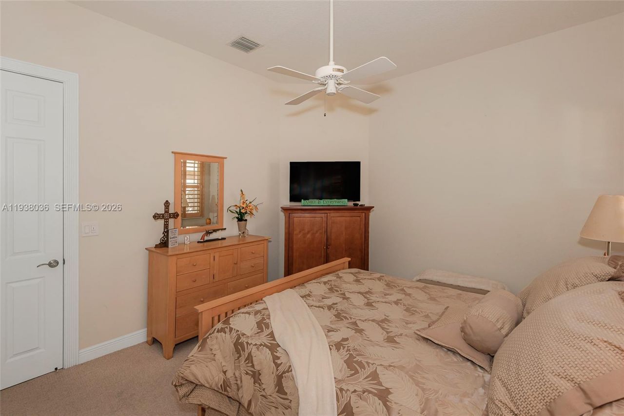 610 W Enclave Cir W, Pembroke Pines, FL 33027 Photo