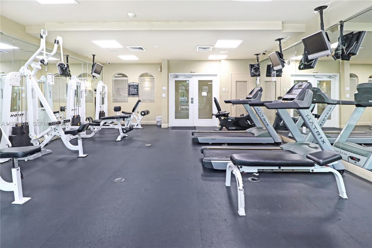 6001 SW 70th St, Unit 249, South Miami, FL 33143 Photo