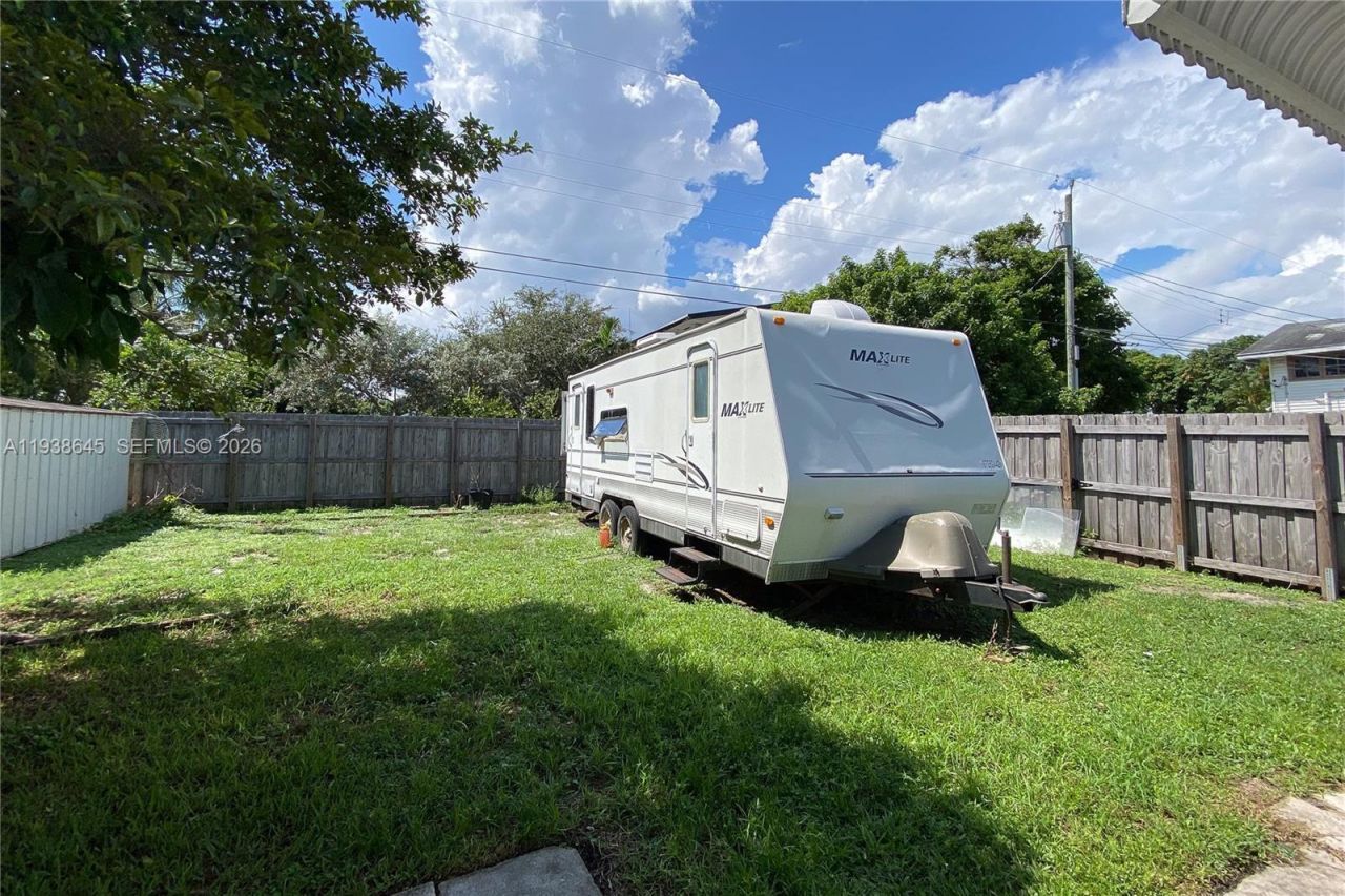 1109 S M St, Lake Worth, FL 33460 Photo