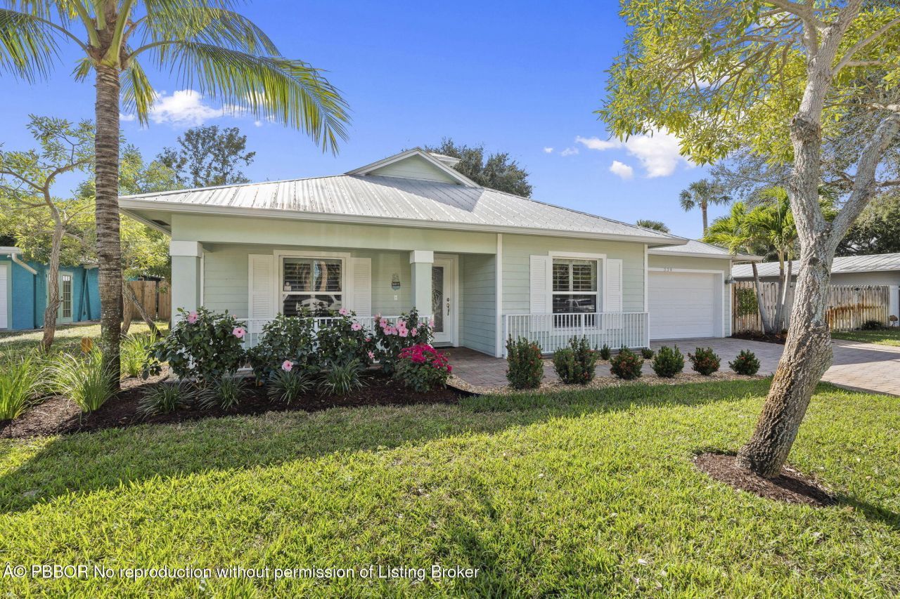 339 SW Winnachee Drive, Stuart, FL 34994 Photo