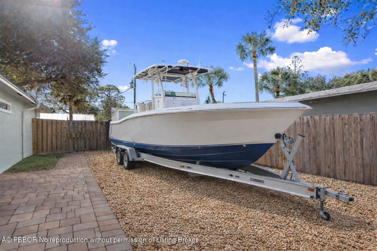 339 SW Winnachee Drive, Stuart, FL 34994 Photo