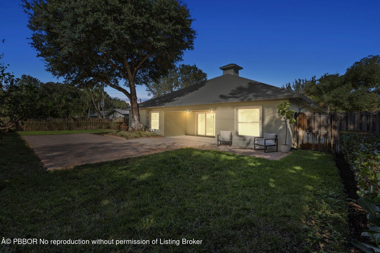 339 SW Winnachee Drive, Stuart, FL 34994 Photo