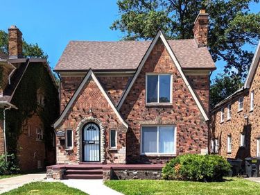 17553 Roselawn Street, Detroit, MI 48221