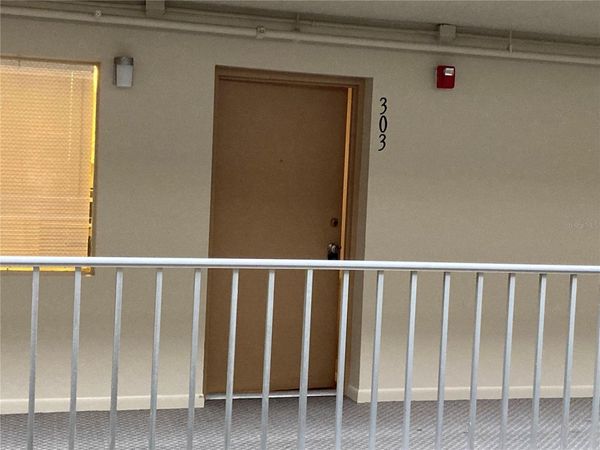 4908 38TH WAY S, Unit 303, ST PETERSBURG, FL 33711