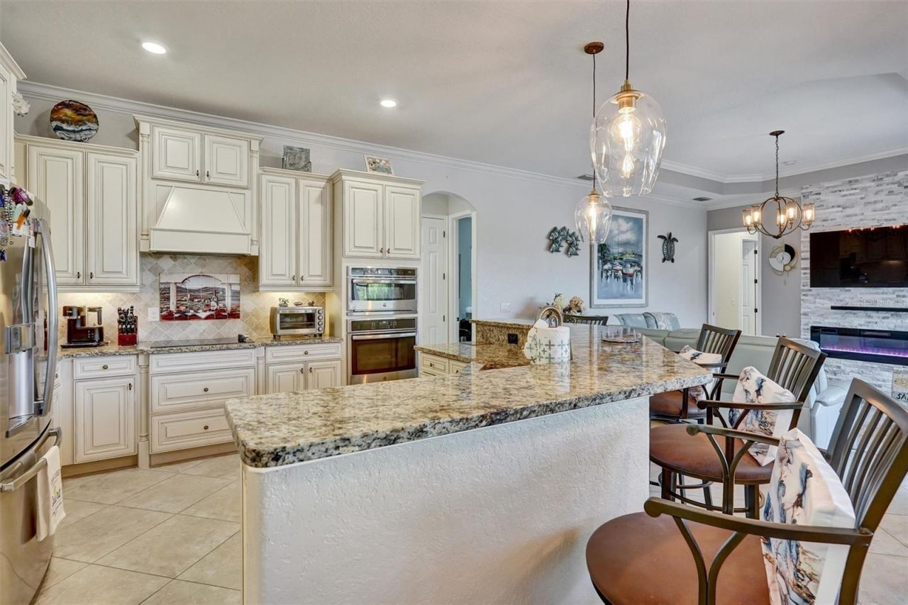 610 Moorings Way, Bradenton, FL 34212 Photo