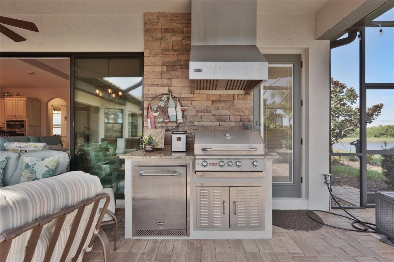 610 Moorings Way, Bradenton, FL 34212 Photo