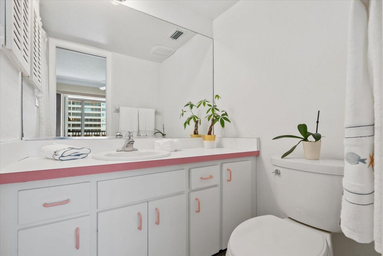 9200 Midnight Pass Road, Unit 28, Sarasota, FL 34242 Photo