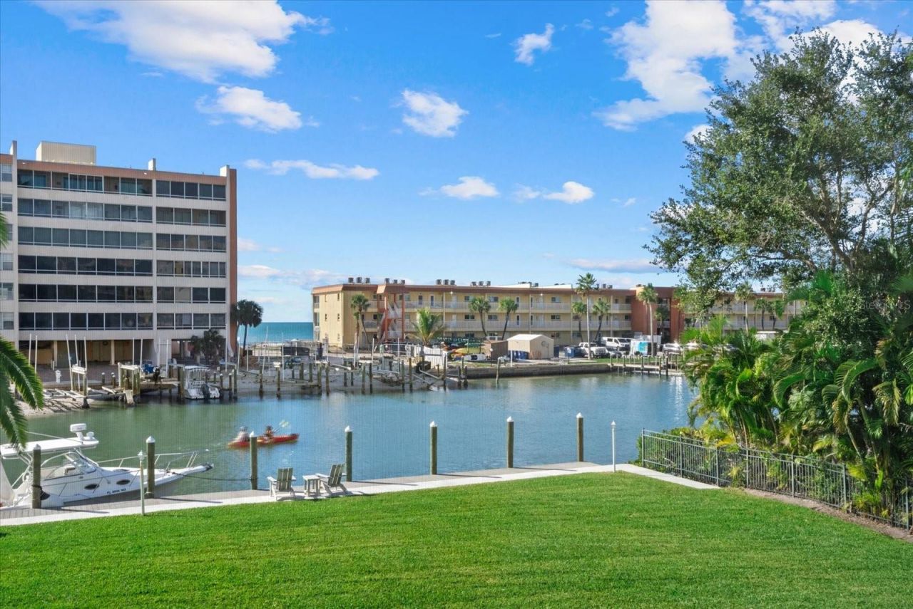 9200 Midnight Pass Road, Unit 28, Sarasota, FL 34242 Photo