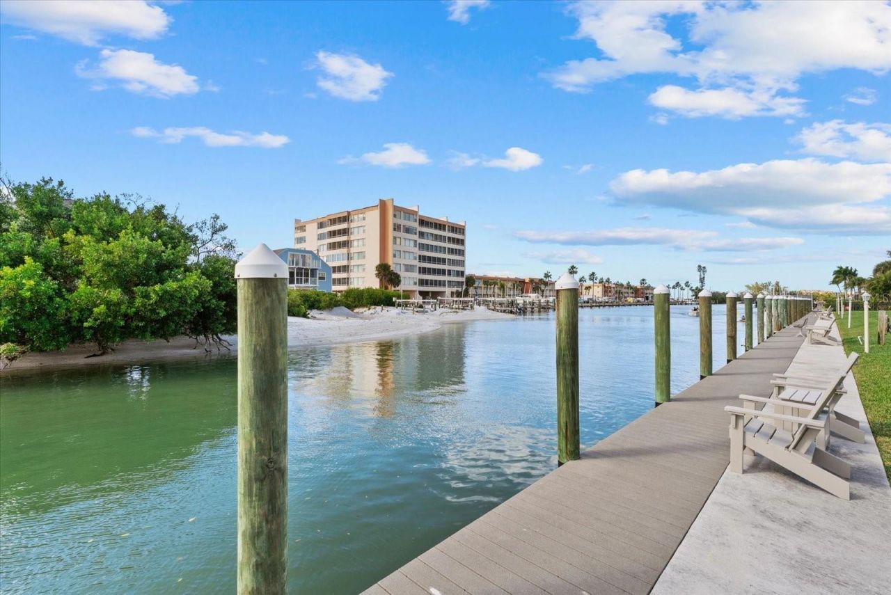 9200 Midnight Pass Road, Unit 28, Sarasota, FL 34242 Photo