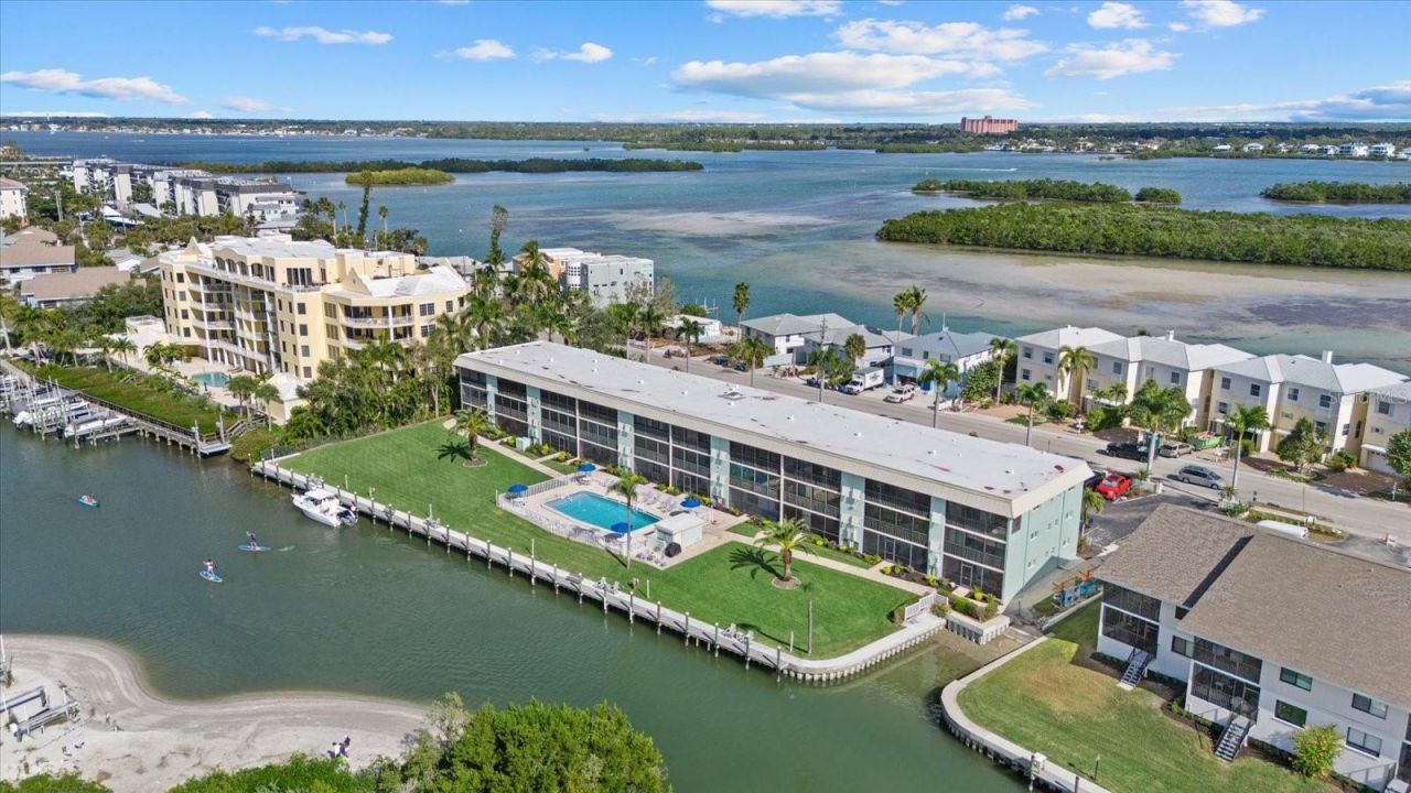 9200 Midnight Pass Road, Unit 28, Sarasota, FL 34242 Photo