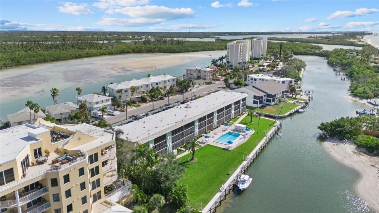 9200 Midnight Pass Road, Unit 28, Sarasota, FL 34242 Photo