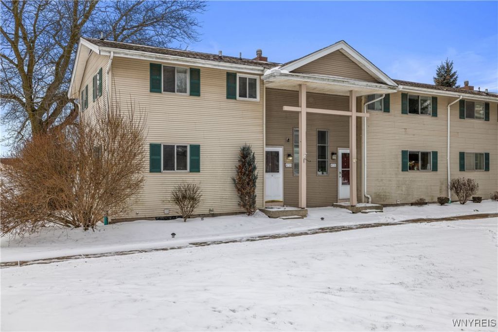 4723 Tuscarora Road, Niagara Falls, NY 14304 Main Photo