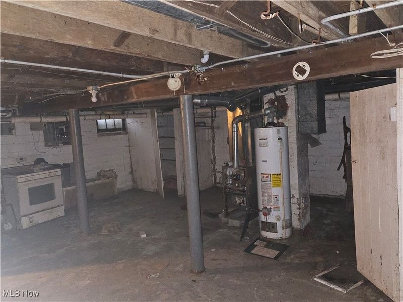 1865 Hillside Road, East Cleveland, OH 44112 Photo 10