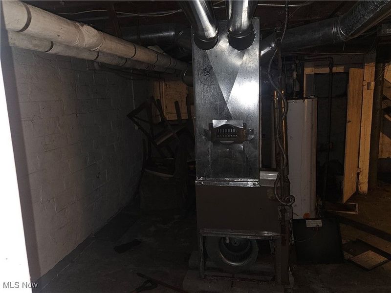 1865 Hillside Road, East Cleveland, OH 44112 Photo 12