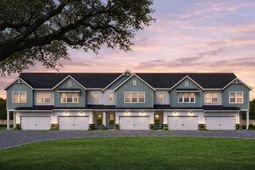 240 Newtown Creek Drive photo 4